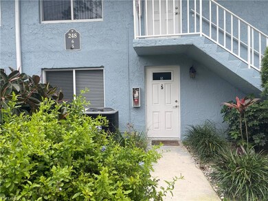 248 Palm Dr unit 5, Naples, FL 34112 - photo 2