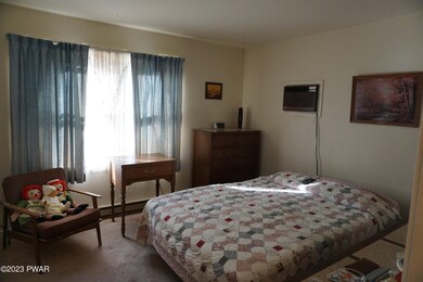 146 Palmetto Dr, Milford, PA 18337 - photo 6