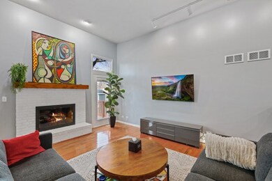 2615 Snowbird Ln, Naperville, IL 60564 - photo 3