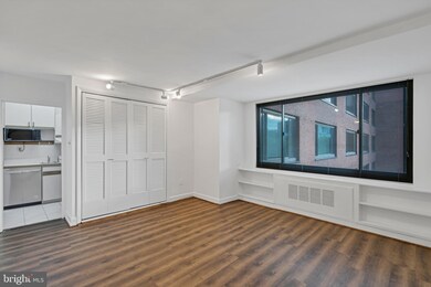 1011 Arlington Blvd unit 701 SOUTH, Arlington, VA 22209 - photo 6