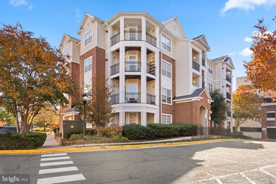 12933 Centre Park Cir unit 301, Herndon, VA 20171 - photo 3