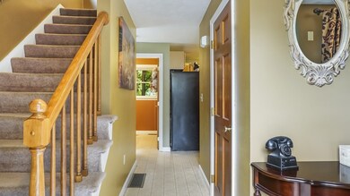 22 Porter St, Shirley, MA 01464 - photo 3