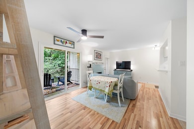 3500 Tangle Brush Dr unit 28, the Woodlands, TX 77381 - photo 2