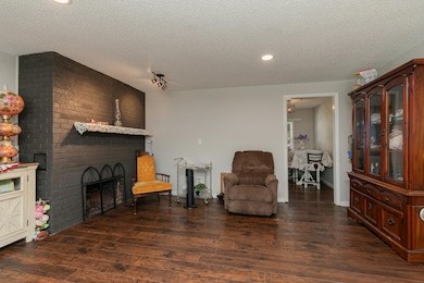 2410 S Fremont Ave, Springfield, MO 65804 - photo 7