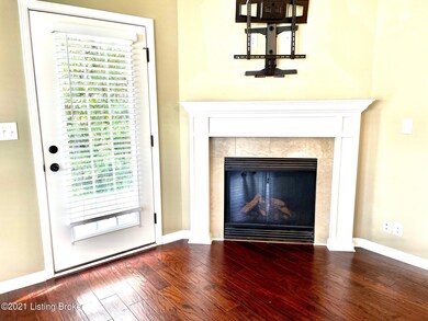 10610 Glenmary Springs Dr, Louisville, KY 40291 - photo 4