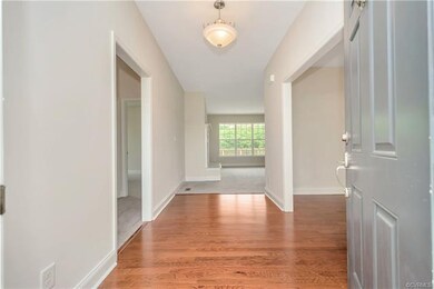 Entrance/foyer