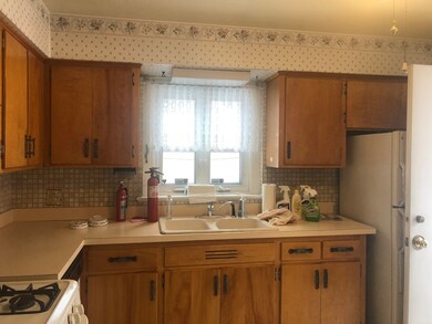 10143 The Strand, Westchester, IL 60154 - photo 7