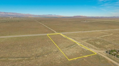 0 130th St W unit 21, Del Sur, CA 93536 - photo 3