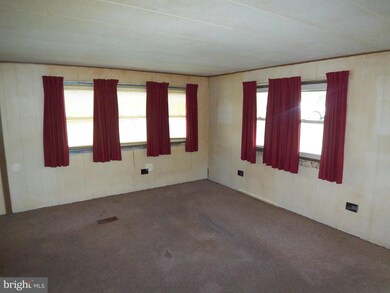 95 Jericho Ln, Berkeley Springs, WV 25411 - photo 2