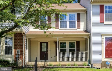 20573 Lowfield Dr, Germantown, MD 20874 - photo 2