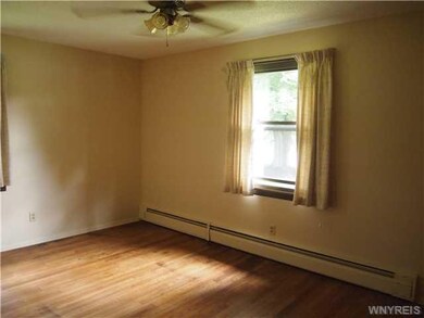 Bedroom Hardwood floors! Three bedroom!