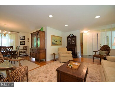 615 Knoll Dr, Lansdale, PA 19446 - photo 6