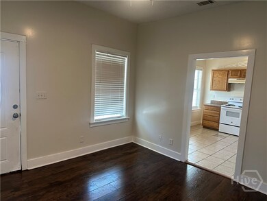 814 W 44th St, Savannah, GA 31405 - photo 6