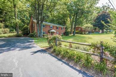 13601 Lewisdale Rd, Clarksburg, MD 20871 - photo 2