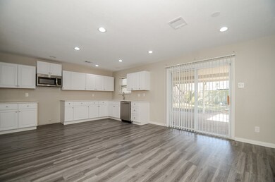 810 Frazer Ln, Houston, TX 77038 - photo 3