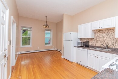 40 Cedar St unit 2, Roxbury, MA 02119 - photo 5