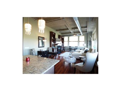 2107 Grand Blvd unit 1102, Kansas City, MO 64108 - photo 6