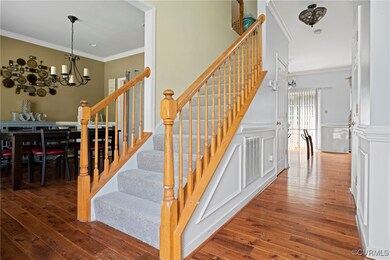 Stairs with ornamental molding, an inviting chande