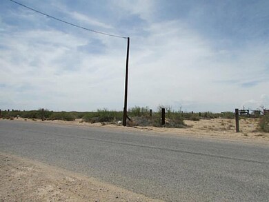 15110 Radlite Dr, El Paso, TX 79928 - photo 5