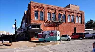 428 W Main St unit 201, Denison, TX 75020 - photo 2