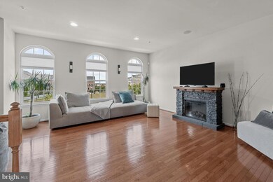 22645 Winding Woods Way, Clarksburg, MD 20871 - photo 4