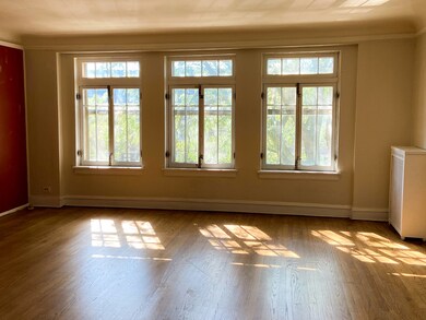 6117 N Fairfield Ave unit 3, Chicago, IL 60659 - photo 2