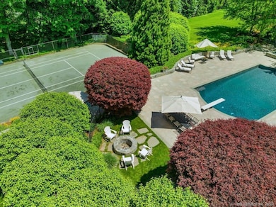 262 Brushy Ridge Rd, New Canaan, CT 06840 - photo 5