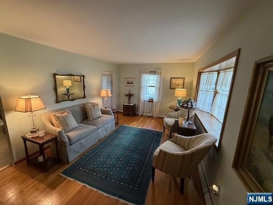 24 Summit Ave, Waldwick, NJ 07463 - photo 3