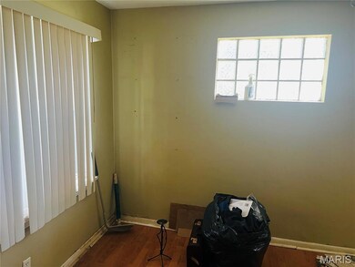 5658 Maffitt Ave, Saint Louis, MO 63112 - photo 5