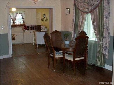 65 Fredericka St, North Tonawanda, NY 14120 - photo 4