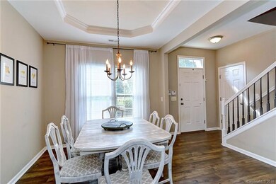 215 Sigel Dr, Fort Mill, SC 29715 - photo 2