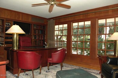 Library/Office