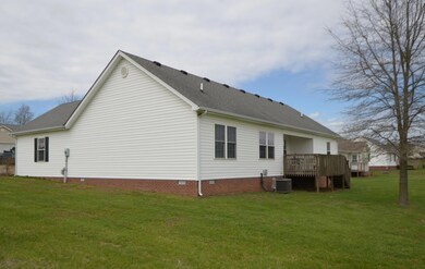 451 Bellaire Dr, Harrodsburg, KY 40330 - photo 6