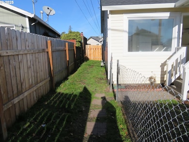 1070 Deer Island Rd, Saint Helens, OR 97051 - photo 2