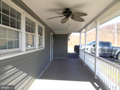 10 Nightingale St, Keyser, WV 26726 - photo 4