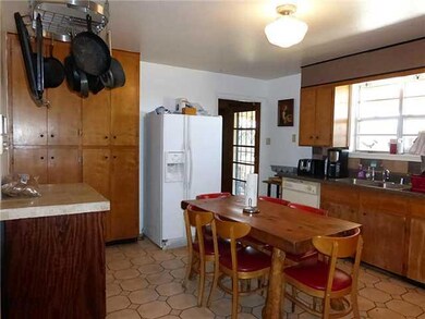 312 Drury Ln, El Paso, TX 79915 - photo 7