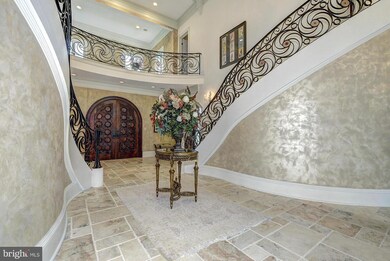 7946 Valderrama Ct, Gainesville, VA 20155 - photo 6