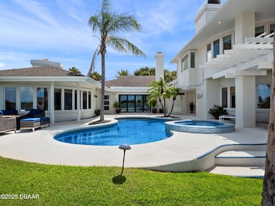 70-web-or-mls-1215 Commodore Dr-New Smyr