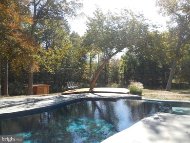 4728 Bayfields Rd, Harwood, MD 20776 - photo 2