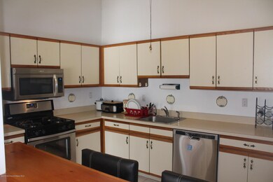 141 Dawn Ct, Old Bridge, NJ 08857 - photo 5