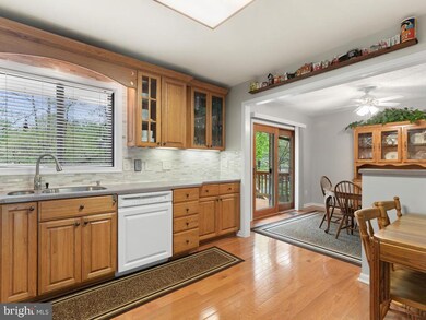 7308 Mariposa Dr, Manassas, VA 20112 - photo 7