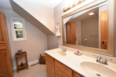 754 Bryant Ave, Niles, MI 49120 - photo 6