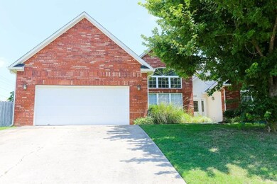 212 NW O St, Bentonville, AR 72712 - photo 2