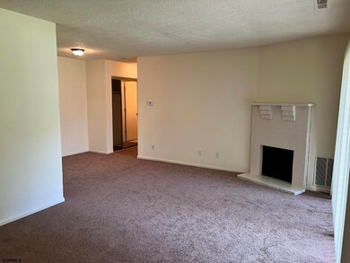 804 Sugar Bush Ct unit 8D, Mays Landing, NJ 08330 - photo 5