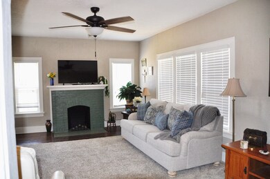 801 W Spruce Ave, Duncan, OK 73533 - photo 3