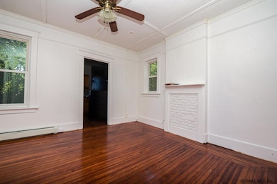 7 Wilbur St unit 2, Albany, NY 12202 - photo 3