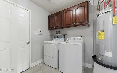 6911 Pinehurst Dr, Ocean Springs, MS 39564 - photo 4