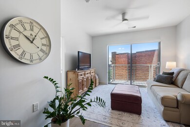 Ontario 17 unit 401, Washington, DC 20009 - photo 4