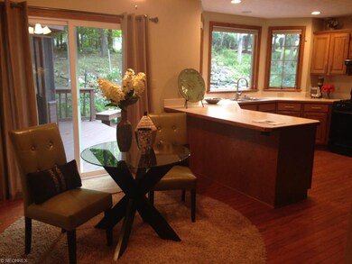 DINETTE - KITCHEN WITH SLIDER TO DECK, PATIO, ENCL