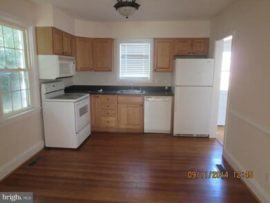 728 Edmondson Ave, Catonsville, MD 21228 - photo 3